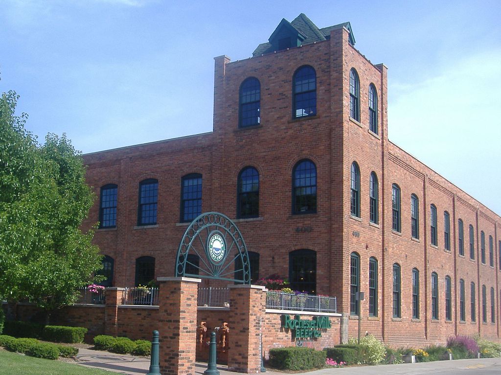 1024px-Rochester_Michigan_Western_Knitting_Mills